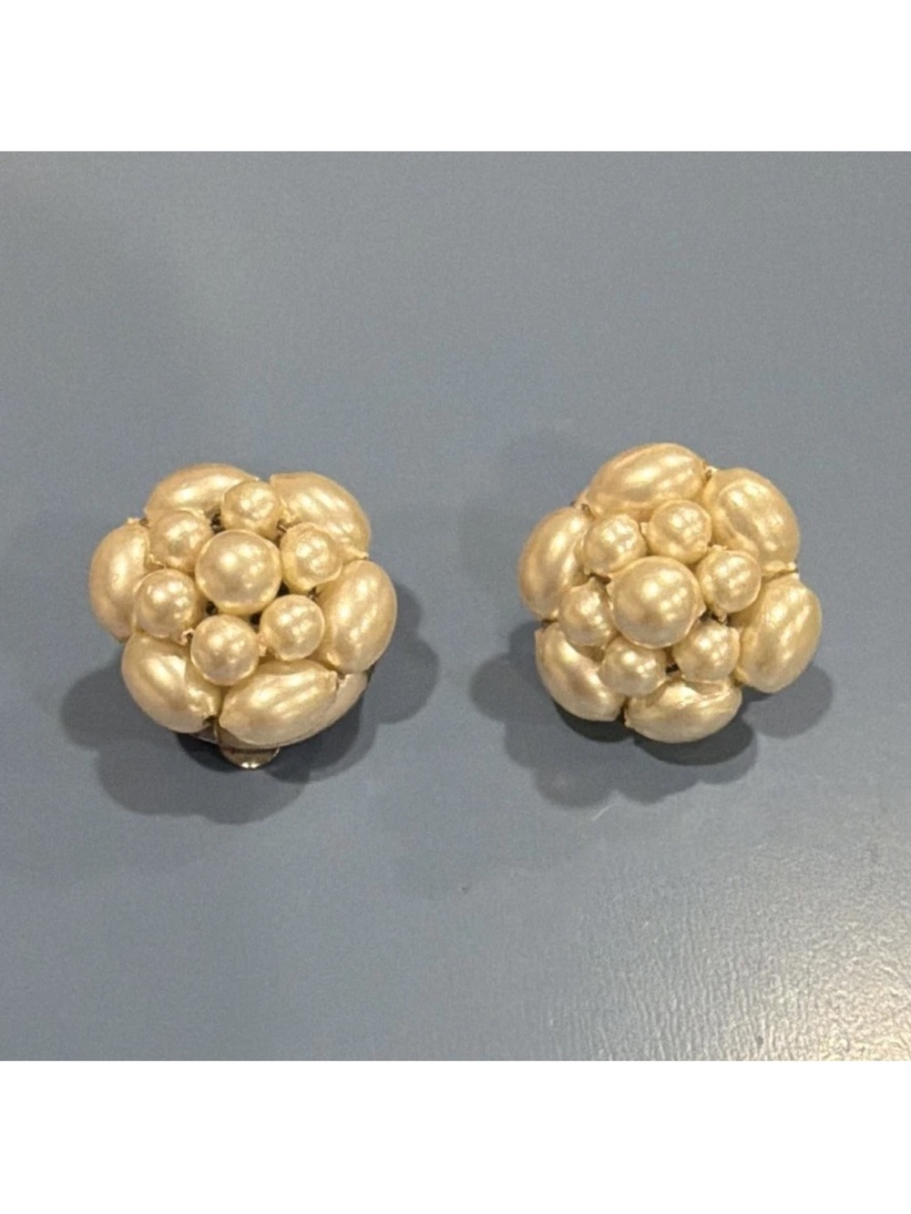 Vintage Classic Pearl Cluster Clip-On Earrings - Cream